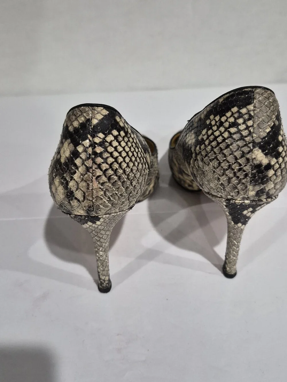 Tory Burch Black and Cream Snake-Print Pointed Toe Pumps 8.5M